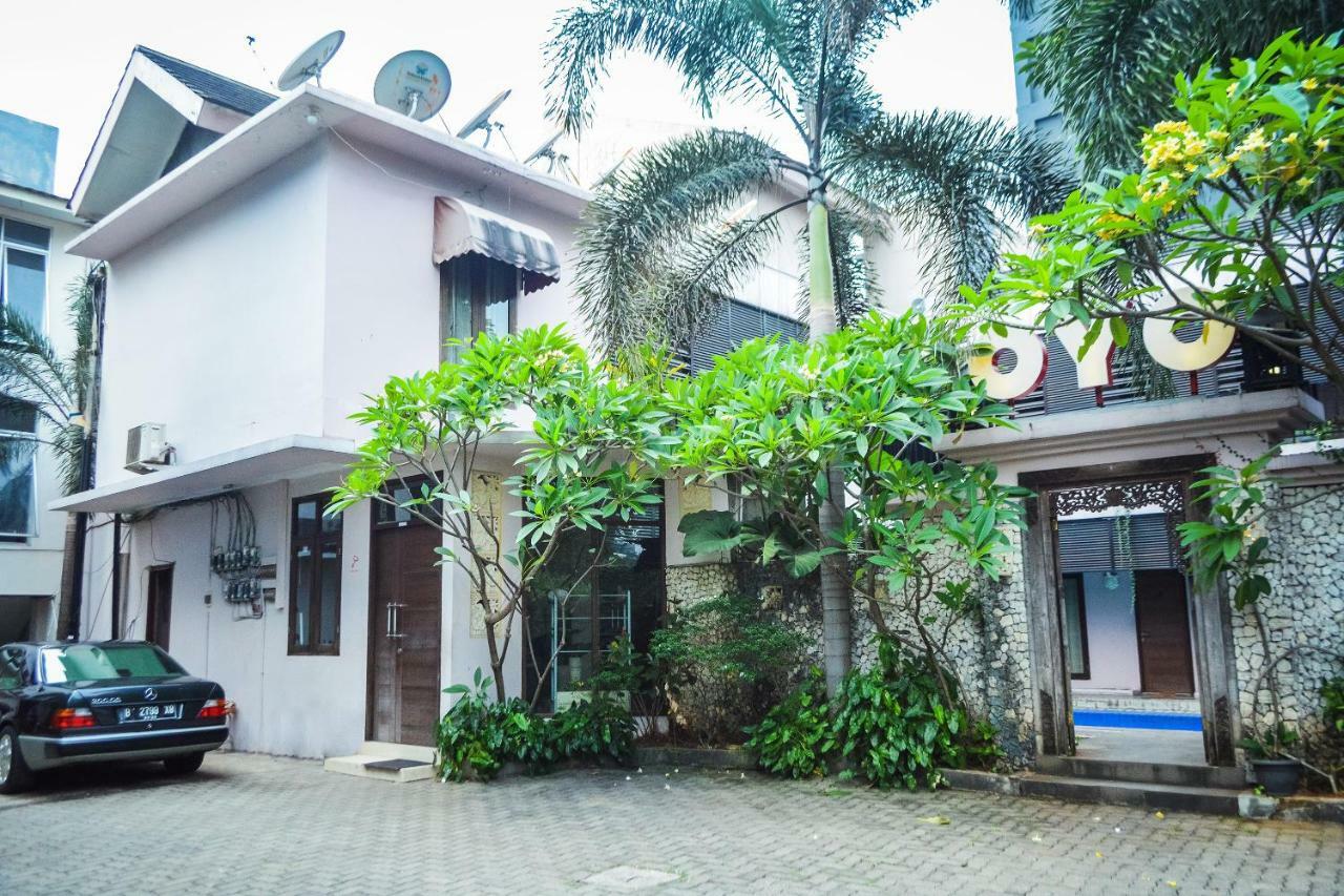 Oyo 107 Kusuma Kemang Suite Джакарта Екстериор снимка