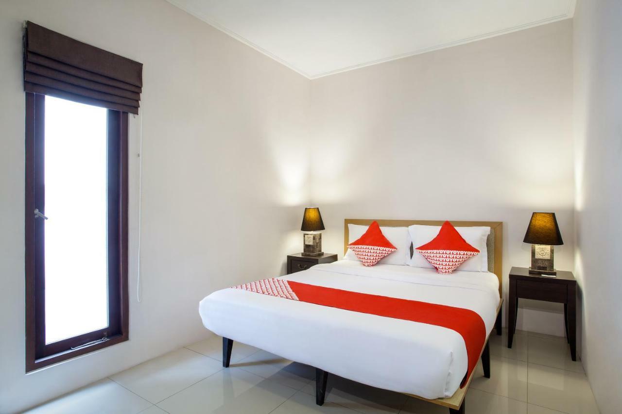 Oyo 107 Kusuma Kemang Suite Джакарта Екстериор снимка