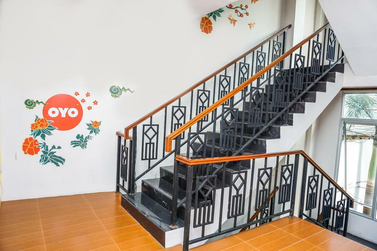 Oyo 107 Kusuma Kemang Suite Джакарта Екстериор снимка
